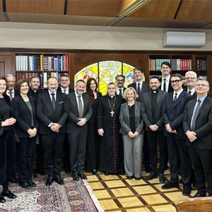 Kardinal Bozanić susreo se s hrvatskim pripravnicama i pripravnicima za prijem u Papinski viteški red Svetog groba jeruzalemskog